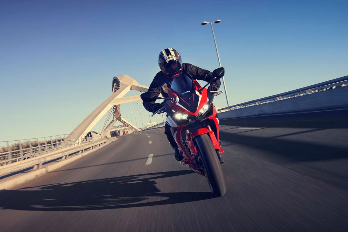 Hoe je Honda CBR500R verzekeren_ Een stap-voor-stap gids Hoe je Honda CBR500R verzekeren Een stap voor stap gids